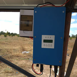 Système de pompage solaire triphasé extérieur de 2.2kw 220v pour l'irrigation en Zambie fournisseur